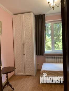 2-к квартира, вторичка, 43м2, 4/5 этаж