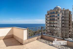 3-к квартира, вторичка, 247м2, 4/5 этаж