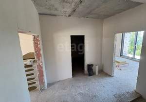 4-к квартира, вторичка, 125м2, 2/9 этаж