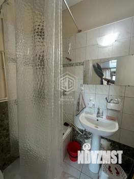 2-к квартира, вторичка, 62м2, 4/4 этаж