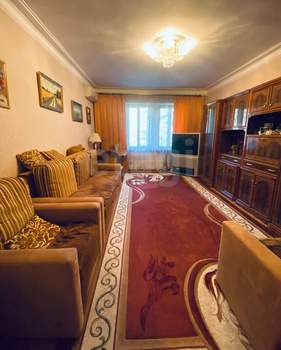3-к квартира, вторичка, 103м2, 2/4 этаж