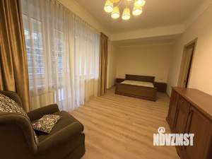 2-к квартира, вторичка, 87м2, 1/9 этаж