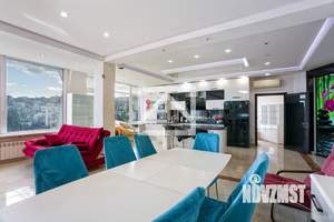 2-к квартира, вторичка, 116м2, 5/6 этаж