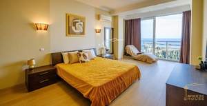 5-к квартира, вторичка, 262м2, 13/16 этаж