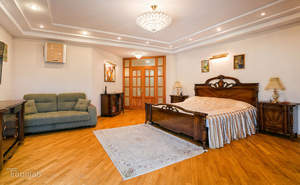 4-к квартира, вторичка, 174м2, 4/14 этаж