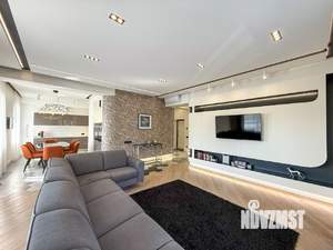 4-к квартира, вторичка, 205м2, 7/9 этаж