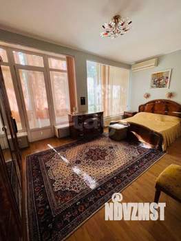 3-к квартира, вторичка, 103м2, 2/4 этаж