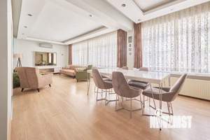 3-к квартира, вторичка, 115м2, 11/18 этаж