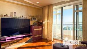 3-к квартира, вторичка, 131м2, 6/15 этаж