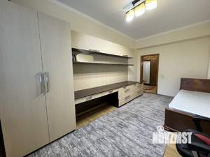 4-к квартира, вторичка, 136м2, 1/7 этаж