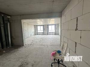 2-к квартира, вторичка, 64м2, 10/18 этаж