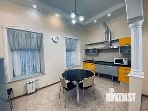 3-к квартира, вторичка, 110м2, 1/4 этаж