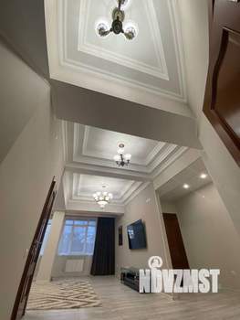 2-к квартира, вторичка, 105м2, 1/5 этаж