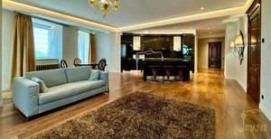 3-к квартира, вторичка, 146м2, 5/9 этаж