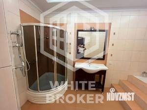 3-к квартира, вторичка, 137м2, 3/9 этаж