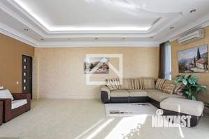 2-к квартира, вторичка, 123м2, 3/9 этаж