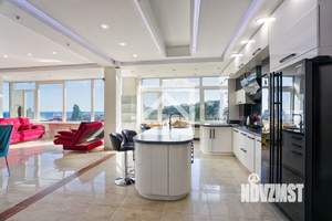 2-к квартира, вторичка, 116м2, 5/6 этаж