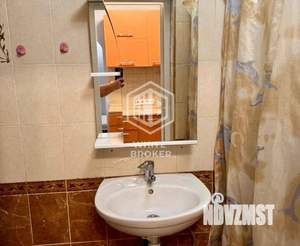 2-к квартира, вторичка, 37м2, 1/6 этаж