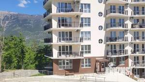 2-к квартира, вторичка, 42м2, 1/8 этаж