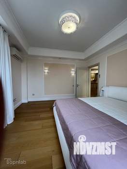 3-к квартира, вторичка, 132м2, 1/8 этаж