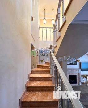 4-к квартира, вторичка, 450м2, 8/9 этаж