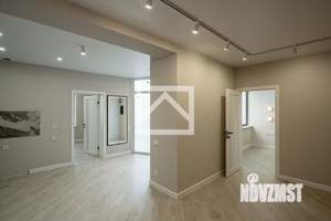 2-к квартира, вторичка, 130м2, 1/3 этаж