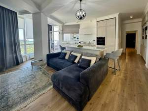 4-к квартира, вторичка, 130м2, 6/7 этаж