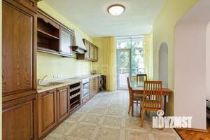 3-к квартира, вторичка, 118м2, 1/20 этаж