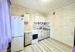 2-к квартира, вторичка, 62м2, 1/9 этаж