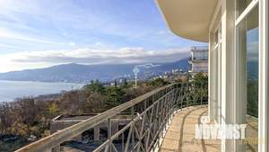 4-к квартира, вторичка, 142м2, 4/6 этаж