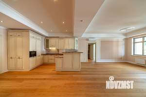 3-к квартира, вторичка, 128м2, 5/8 этаж