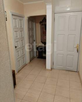 3-к квартира, вторичка, 58м2, 2/5 этаж