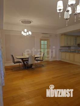 3-к квартира, вторичка, 132м2, 1/8 этаж