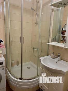 2-к квартира, вторичка, 63м2, 7/9 этаж