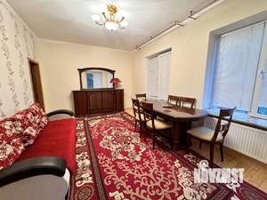 4-к квартира, вторичка, 136м2, 1/7 этаж