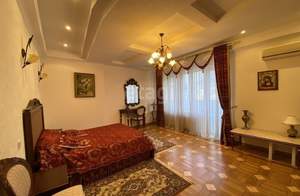 3-к квартира, вторичка, 150м2, 7/14 этаж