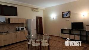 3-к квартира, вторичка, 81м2, 1/6 этаж