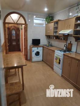 Студия квартира, вторичка, 74м2, 1/2 этаж