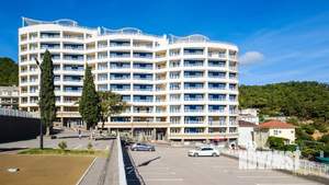 2-к квартира, вторичка, 64м2, 1/8 этаж