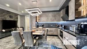 3-к квартира, вторичка, 100м2, 10/20 этаж