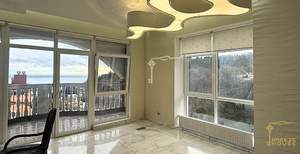 4-к квартира, вторичка, 147м2, 9/10 этаж