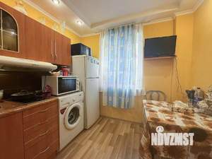 2-к квартира, вторичка, 44м2, 1/4 этаж