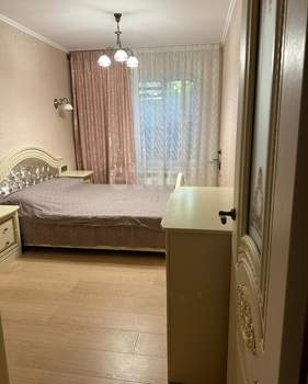 2-к квартира, вторичка, 45м2, 1/4 этаж