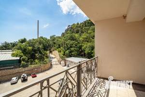 2-к квартира, вторичка, 67м2, 6/8 этаж