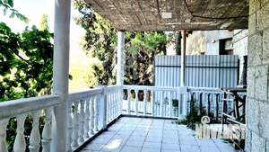 3-к квартира, вторичка, 80м2, -1/3 этаж