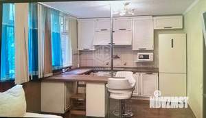 4-к квартира, вторичка, 105м2, 1/5 этаж