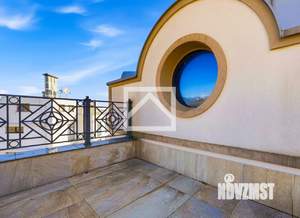 5-к квартира, вторичка, 369м2, 4/5 этаж