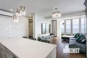 4-к квартира, вторичка, 176м2, 10/14 этаж