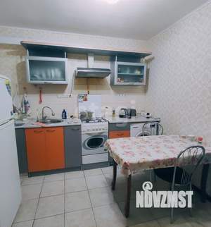 3-к квартира, вторичка, 105м2, 1/3 этаж