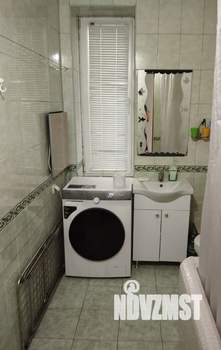 2-к квартира, вторичка, 49м2, 1/4 этаж